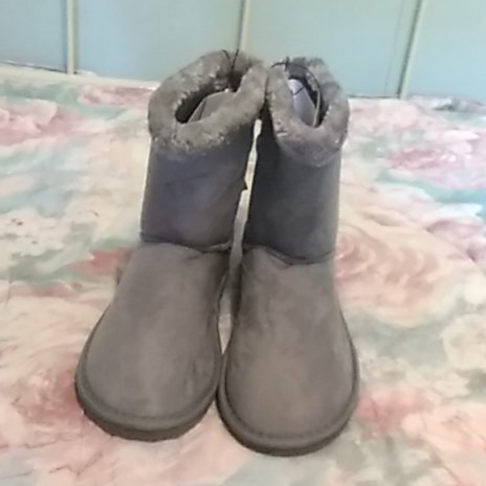 Bobbie Brooks Gray Boots size 10
